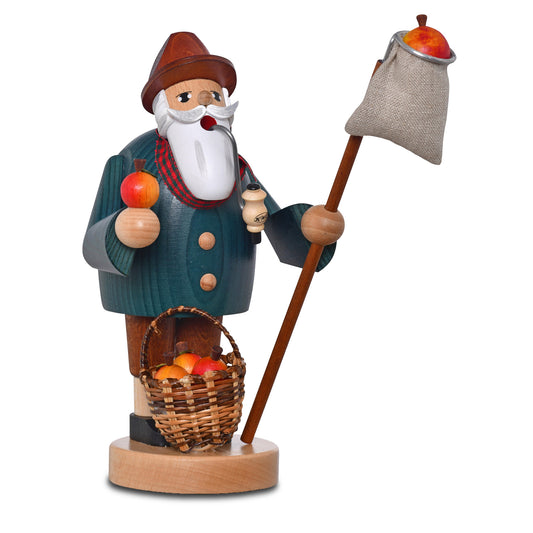 KWO Räuchermann Apfelpflücker 21137 aus der Serie Die Bärtigen, handgefertigte Erzgebirge-Holzfigur in blauem Mantel mit Apfelkorb und Pflückbeutel.