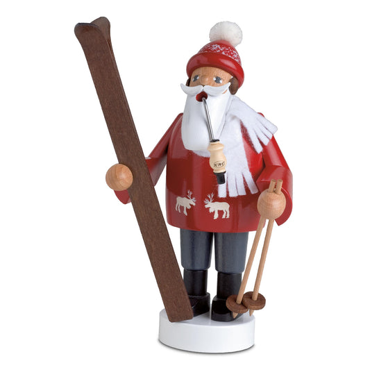 KWO Räuchermann Skifahrer Art. 21167 aus der Serie Die Bärtigen, rote Jacke mit Rentier-Motiv, hält Holzskier und Skistöcke, originale Handarbeit aus dem Erzgebirge.