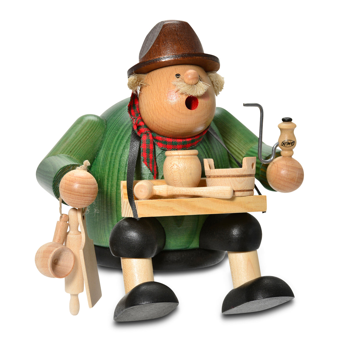 KWO Räuchermann Kantenhocker Holzwarenhändler Art. 21468 aus der Serie Die Dicken, gebeizte Holzfigur aus dem Erzgebirge sitzend mit Bauchladen und Pfeife.